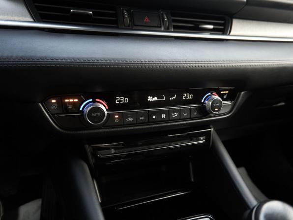 Mazda 6 III (GJ) Рестайлинг 2 с пробегом 2020 года, цена 2 340 000 рублей, 143775 км, седан, Автокод Объявления