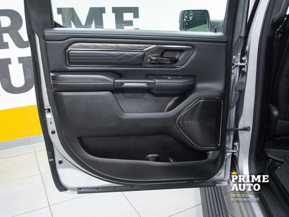 Ram 1500 V Рестайлинг с пробегом 2025 года, цена 10 499 000 рублей, 60 км, offers.body_type.unknown, Автокод Объявления