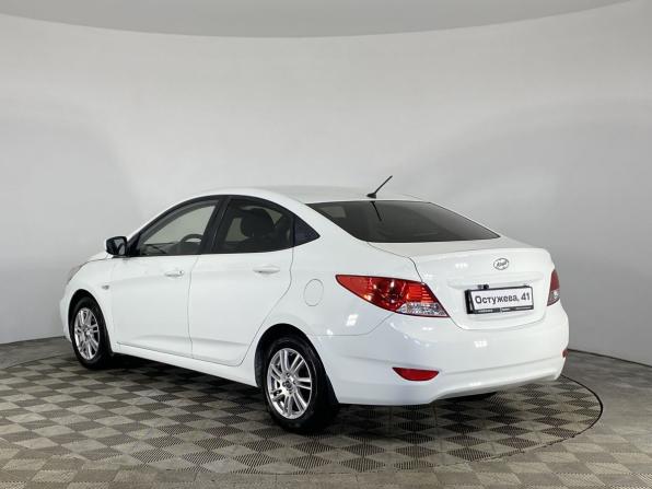 Hyundai Solaris I с пробегом 2012 года, цена 780 000 рублей, 159287 км, седан, Автокод Объявления