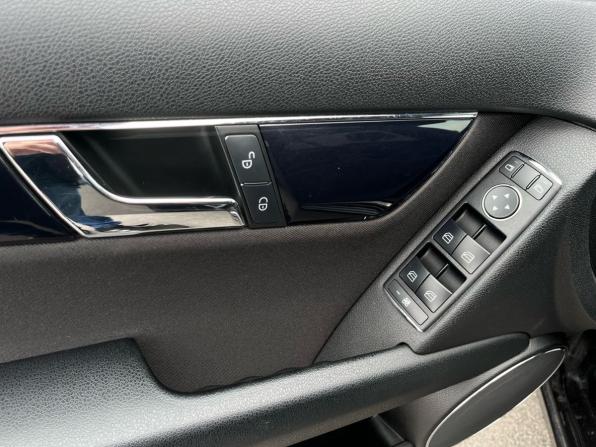 Mercedes-Benz C-Класс III (W204) с пробегом 2008 года, цена 930 000 рублей, 193000 км, седан, Автокод Объявления