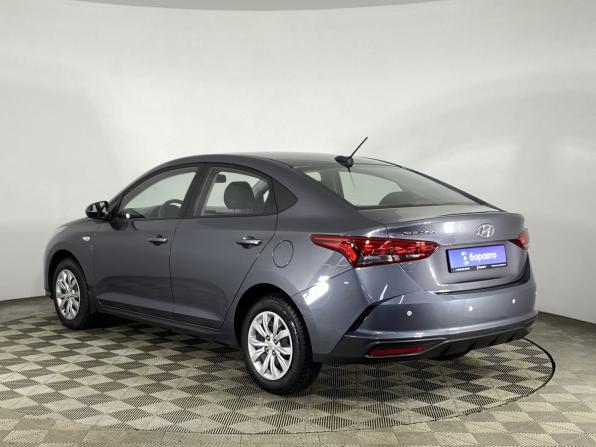 Hyundai Solaris II Рестайлинг с пробегом 2021 года, цена 1 656 000 рублей, 72382 км, седан, Автокод Объявления