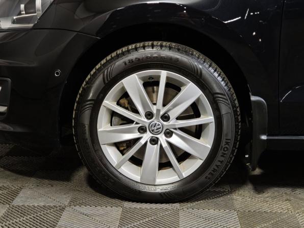 Volkswagen Polo V Рестайлинг с пробегом 2018 года, цена 1 295 000 рублей, 70658 км, седан, Автокод Объявления
