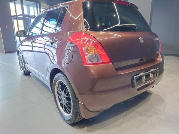 Suzuki Swift III с пробегом 2010 года, цена 760 000 рублей, 242444 км, хэтчбек, Автокод Объявления