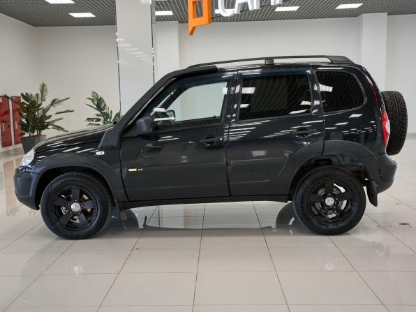 Chevrolet Niva I Рестайлинг с пробегом 2018 года, цена 642 000 рублей, 185600 км, внедорожник, Автокод Объявления