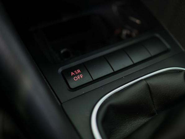 Volkswagen Golf VI с пробегом 2011 года, цена 809 000 рублей, 220820 км, хэтчбек, Автокод Объявления