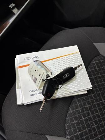 Lada (ВАЗ) Granta I Рестайлинг с пробегом 2021 года, цена 720 000 рублей, 74000 км, хэтчбек, Автокод Объявления