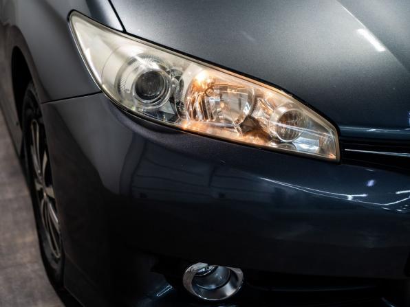 Toyota Wish II Рестайлинг с пробегом 2012 года, цена 1 350 000 рублей, 144600 км, минивэн, Автокод Объявления