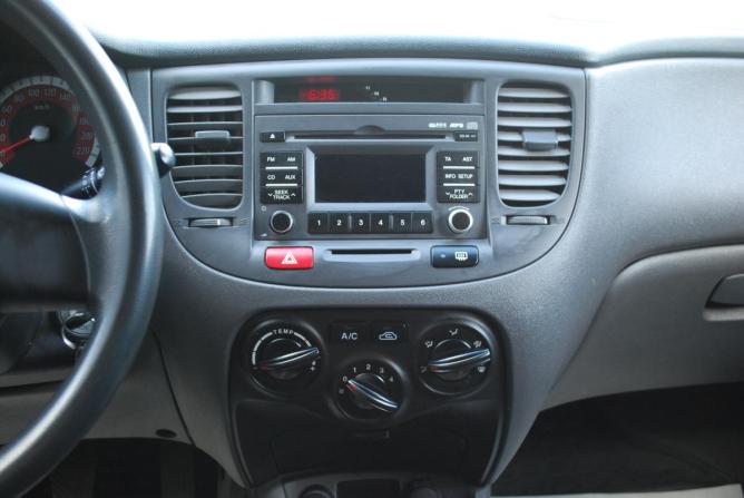 Kia Rio II Рестайлинг с пробегом 2011 года, цена 580 000 рублей, 165700 км, седан, Автокод Объявления