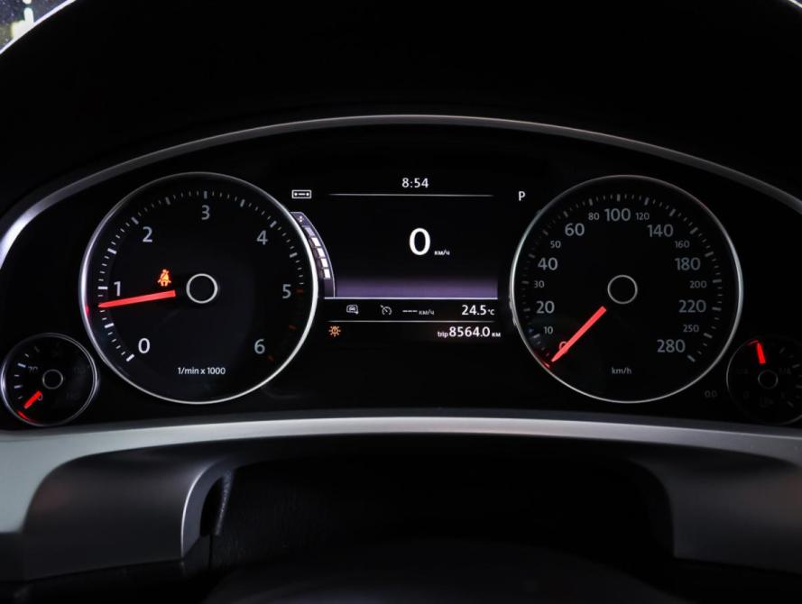 Volkswagen Touareg II Рестайлинг Москва  - изображение 16