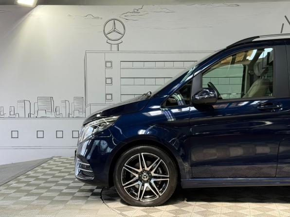 Mercedes-Benz V-Класс III (W447) Рестайлинг с пробегом 2019 года, цена 7 799 000 рублей, 23510 км, минивэн, Автокод Объявления