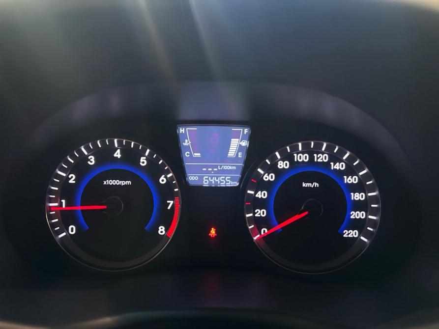 Hyundai Solaris I Москва  - изображение 14