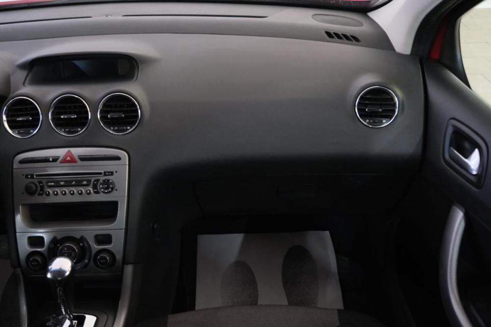 Peugeot 308 I Омск  - изображение 16