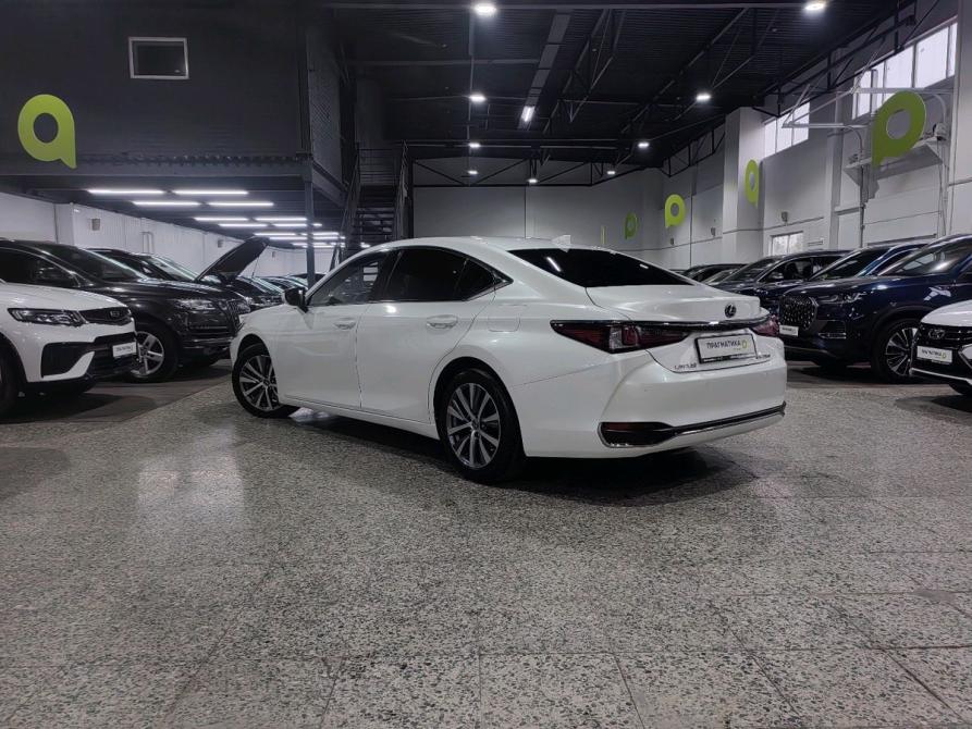 Lexus ES VII Санкт-Петербург  - изображение 4