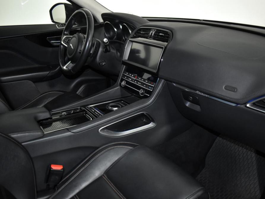 Jaguar F-Pace I Санкт-Петербург  - изображение 16