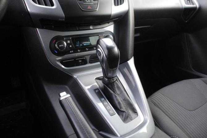 Ford Focus III с пробегом 2012 года, цена 870 000 рублей, 170325 км, универсал, Автокод Объявления
