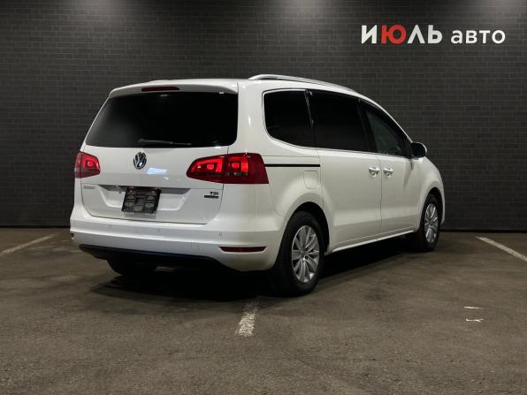 Volkswagen Sharan II с пробегом 2011 года, цена 1 445 000 рублей, 117397 км, минивэн, Автокод Объявления