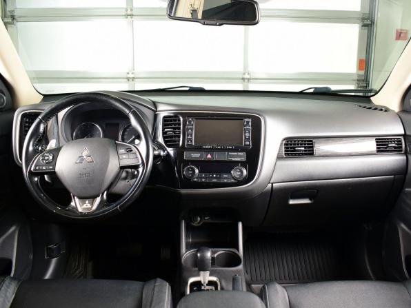 Mitsubishi Outlander III Рестайлинг 2 с пробегом 2016 года, цена 1 949 999 рублей, 156568 км, внедорожник, Автокод Объявления