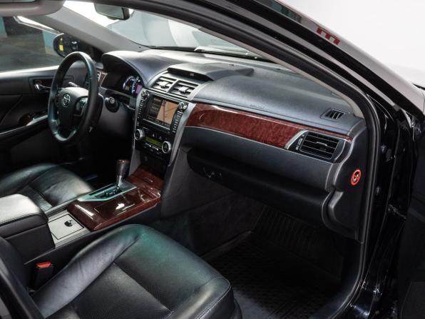 Toyota Camry VII (XV50) с пробегом 2013 года, цена 1 720 000 рублей, 229175 км, седан, Автокод Объявления