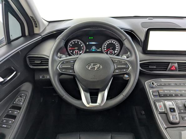 Hyundai Santa Fe IV Рестайлинг с пробегом 2022 года, цена 3 550 000 рублей, 49228 км, внедорожник, Автокод Объявления