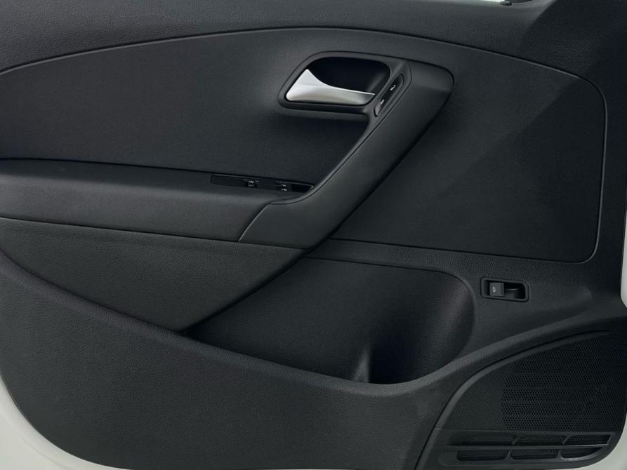 Volkswagen Polo V Рестайлинг Ижевск  - изображение 17