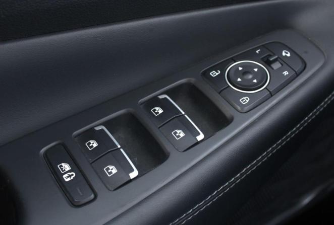 Hyundai Santa Fe IV Рестайлинг с пробегом 2021 года, цена 4 050 000 рублей, 84308 км, внедорожник, Автокод Объявления