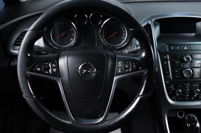 Opel Astra J Рестайлинг с пробегом 2012 года, цена 769 000 рублей, 123720 км, хэтчбек, Автокод Объявления