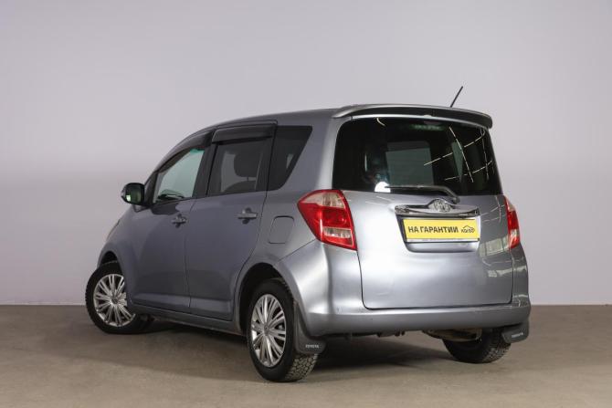 Toyota Ractis I с пробегом 2010 года, цена 949 000 рублей, 105000 км, хэтчбек, Автокод Объявления