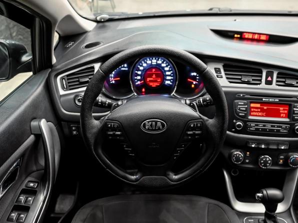 Kia Ceed II с пробегом 2013 года, цена 1 150 000 рублей, 105121 км, хэтчбек, Автокод Объявления