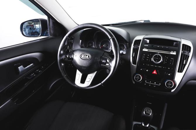 Kia Ceed I Рестайлинг с пробегом 2011 года, цена 699 000 рублей, 254000 км, универсал, Автокод Объявления