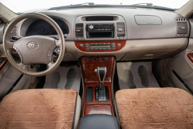 Toyota Camry V (XV30) Рестайлинг с пробегом 2004 года, цена 909 000 рублей, 303000 км, седан, Автокод Объявления