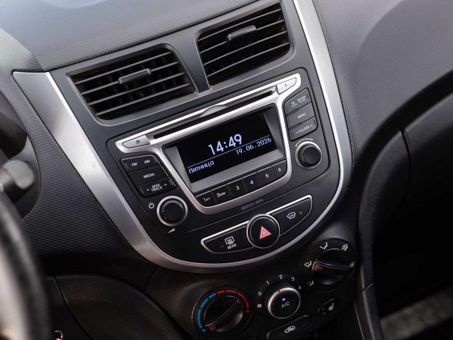 Hyundai Solaris I Рестайлинг Новосибирск  - изображение 14