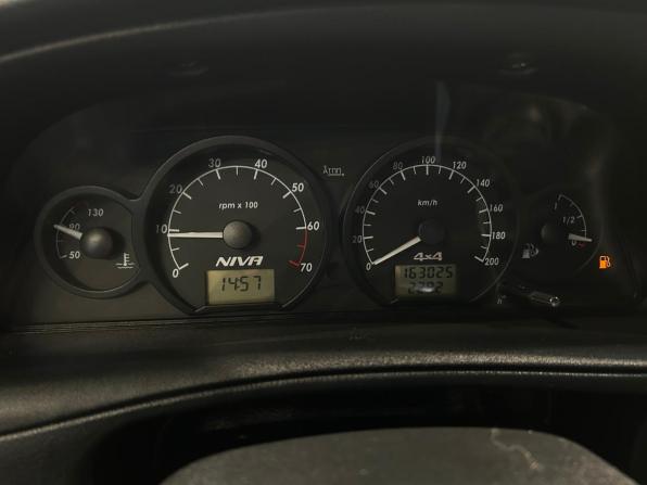 Chevrolet Niva I Рестайлинг с пробегом 2018 года, цена 770 000 рублей, 163025 км, внедорожник, Автокод Объявления