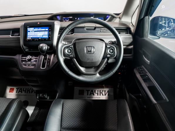 Honda Freed II Рестайлинг с пробегом 2019 года, цена 1 650 000 рублей, 40329 км, компактвэн, Автокод Объявления