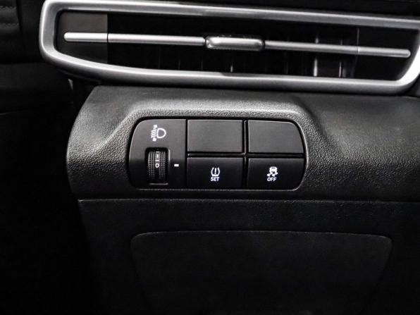 Hyundai Elantra VII (CN7) Рестайлинг с пробегом 2023 года, цена 1 999 000 рублей, 66016 км, седан, Автокод Объявления