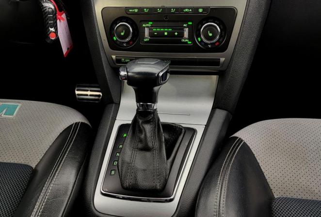 Skoda Octavia RS II Рестайлинг с пробегом 2011 года, цена 1 300 000 рублей, 183200 км, лифтбек, Автокод Объявления