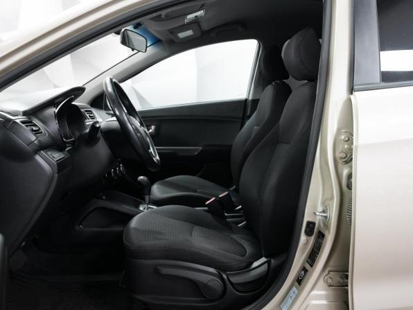 Kia Rio III Рестайлинг с пробегом 2015 года, цена 965 000 рублей, 168368 км, седан, Автокод Объявления