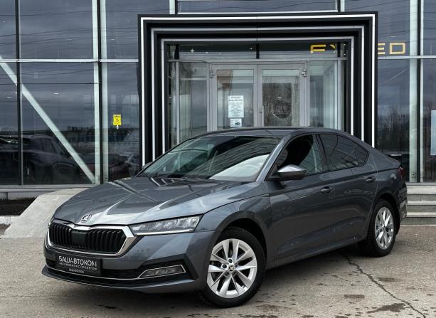 Skoda Octavia IV (A8) с пробегом 2021 года, цена 2 160 000 рублей, 126689 км, лифтбек, Автокод Объявления
