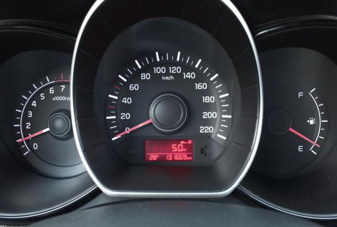 Kia Rio IV с пробегом 2017 года, цена 1 160 000 рублей, 131669 км, хэтчбек, Автокод Объявления