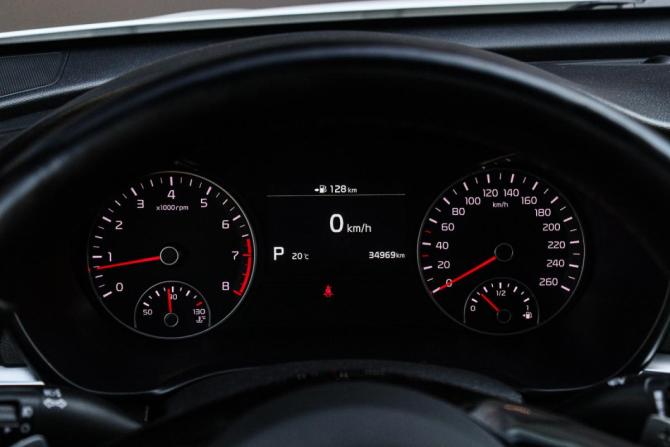 Kia Optima IV Рестайлинг с пробегом 2018 года, цена 2 650 000 рублей, 34952 км, седан, Автокод Объявления