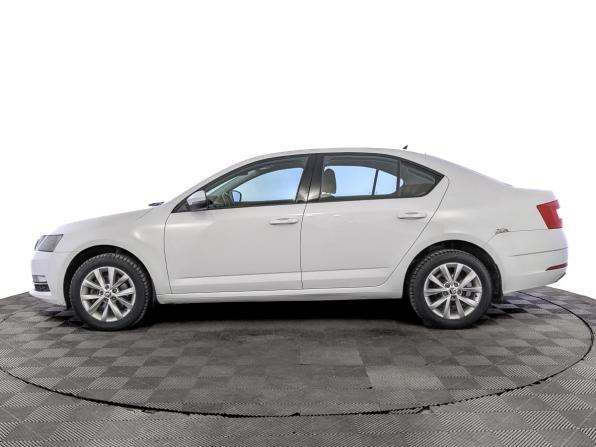 Skoda Octavia III (A7) Рестайлинг с пробегом 2019 года, цена 1 280 000 рублей, 182798 км, лифтбек, Автокод Объявления