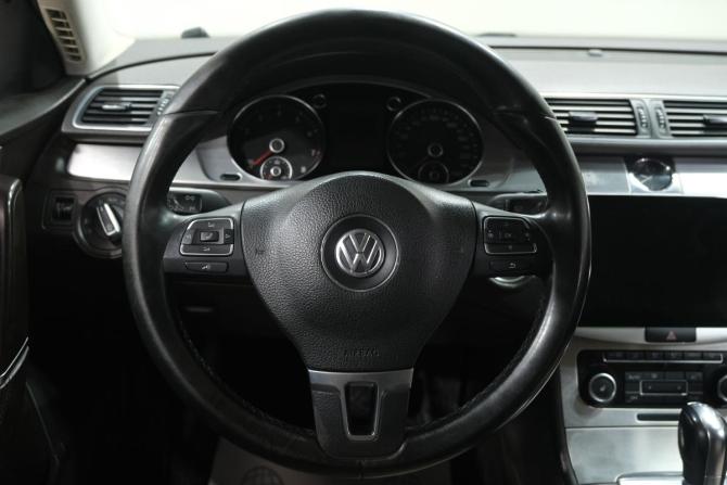 Volkswagen Passat B7 с пробегом 2011 года, цена 999 000 рублей, 371000 км, седан, Автокод Объявления
