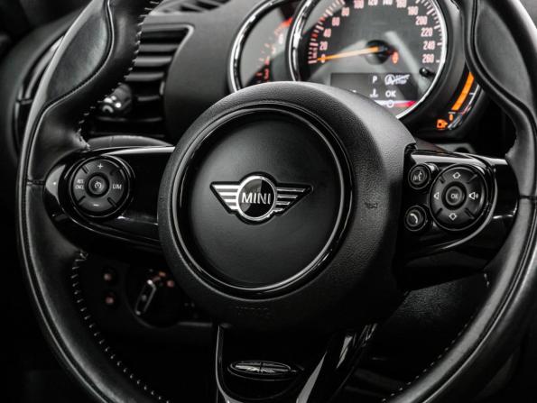 Mini Clubman II Рестайлинг с пробегом 2019 года, цена 2 799 000 рублей, 130415 км, универсал, Автокод Объявления