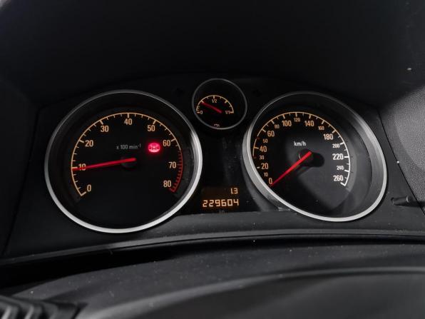 Opel Astra H Рестайлинг с пробегом 2010 года, цена 399 000 рублей, 229604 км, хэтчбек, Автокод Объявления