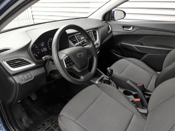 Hyundai Solaris II Рестайлинг с пробегом 2022 года, цена 1 650 000 рублей, 36867 км, седан, Автокод Объявления