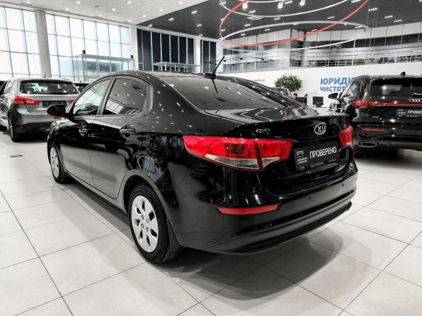 Kia Rio III Рестайлинг с пробегом 2017 года, цена 1 230 000 рублей, 92292 км, седан, Автокод Объявления