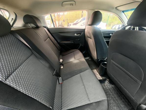 Kia Rio IV с пробегом 2018 года, цена 1 399 000 рублей, 119600 км, хэтчбек, Автокод Объявления