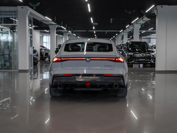 Changan UNI-V I с пробегом 2023 года, цена 2 370 000 рублей, 25248 км, лифтбек, Автокод Объявления
