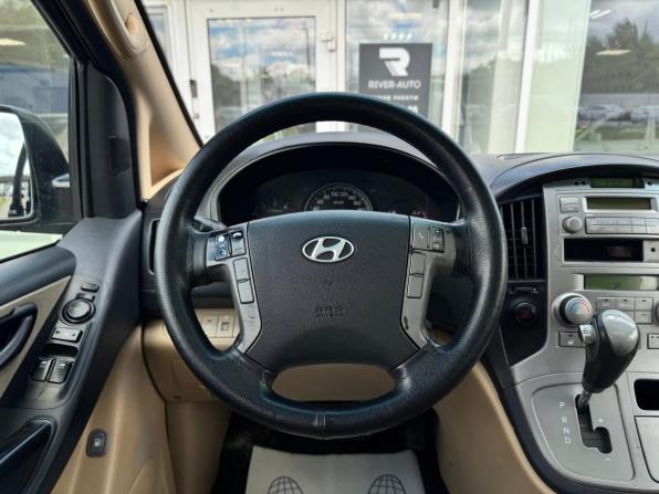Hyundai Grand Starex I с пробегом 2010 года, цена 1 160 000 рублей, 351280 км, минивэн, Автокод Объявления