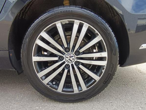 Volkswagen Passat B7 с пробегом 2014 года, цена 1 125 000 рублей, 177665 км, седан, Автокод Объявления