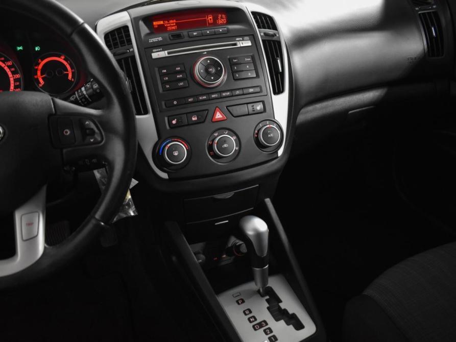 Kia Ceed I Рестайлинг Санкт-Петербург  - изображение 19